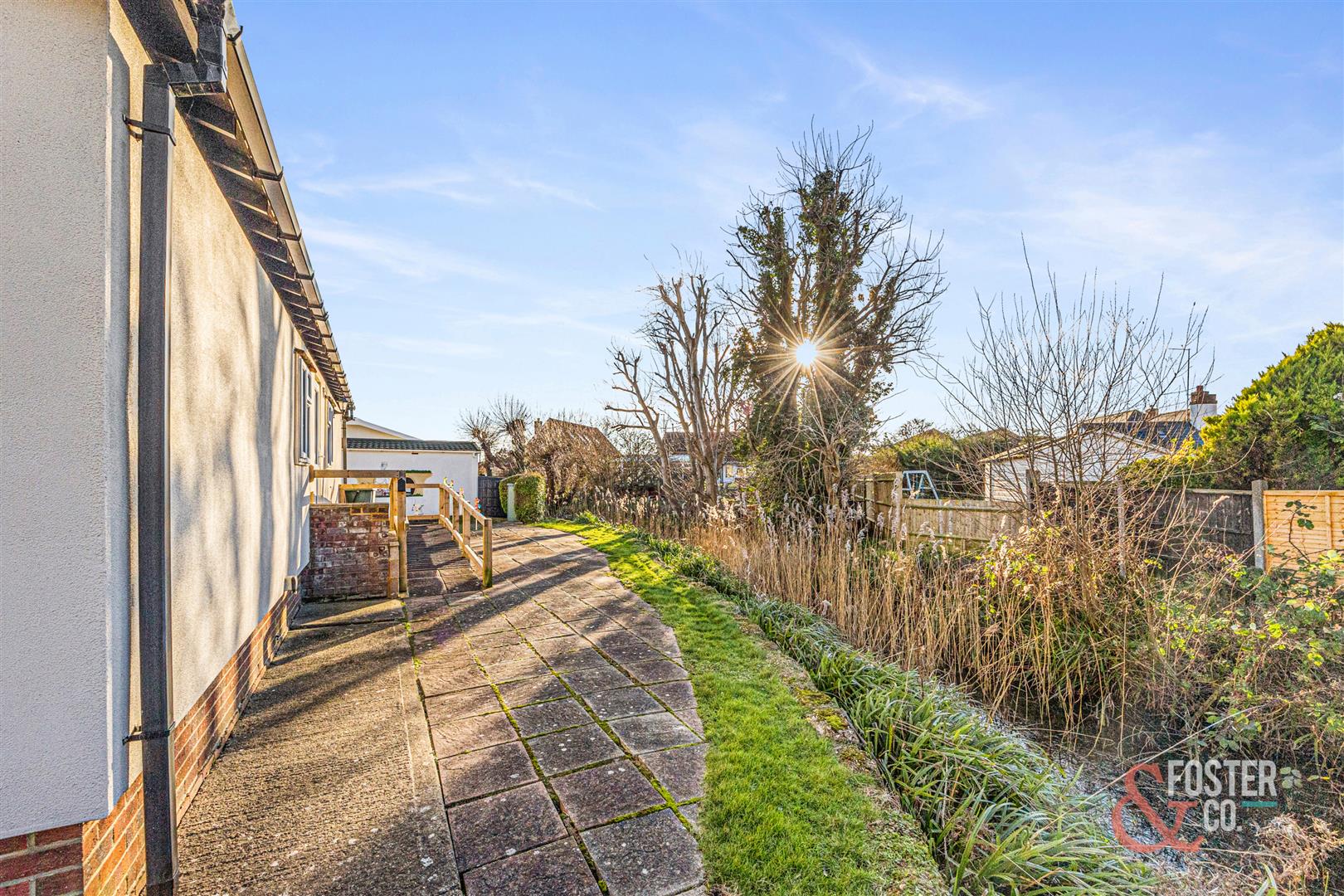 Willowbrook park, Old salts farm road, Lancing Foster & Co.